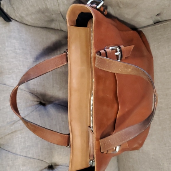 Upcycled Brown and tan Leather handbag - Picture 4 of 17